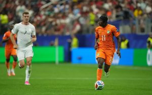 PSG acelera contratação de Yan Diomande e atrai interesse em Rodri