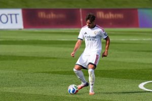 Raúl Asencio lesionado e fora seis semanas no Real Madrid