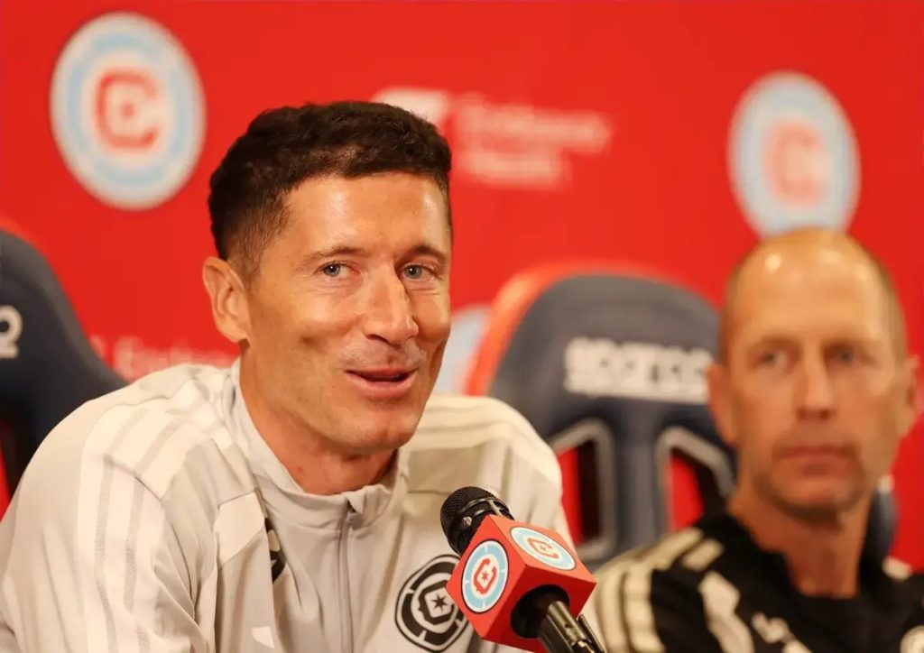 Robert Lewandowski faz estreia na MLS contra Inter Miami sem messi