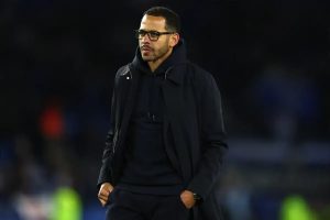 Rosenior returns to leadership by taking over the technical command of Paris FC.