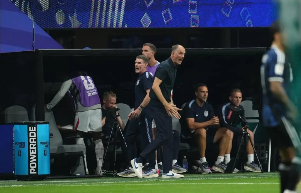 Thomas tuchel garante permanência como selecionador de Inglaterra até 2028