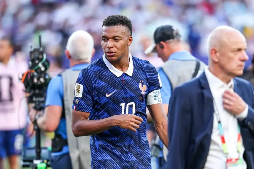 Titãs como Mbappé e Messi dominam as meias-finais do mundial