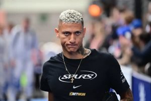 Tottenham pondera transferir Richarlison em negócios com Juventus