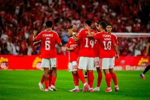 Treinador do St. Gallen admite que Benfica não está na competição certa