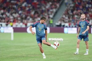 Aston Villa fecha contratação de Leon Goretzka para reforçar meio-campo