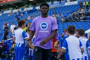 Carlos Baleba pode ser opção surpreendente no Manchester United