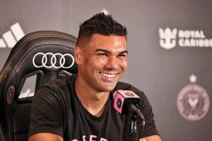 Casemiro faz autogolo no regresso de Messi ao Inter Miami