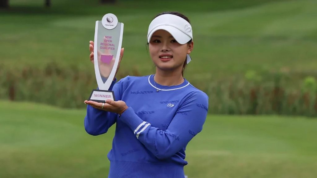 Australian golfer dies at 18 after brain hemorrhage.