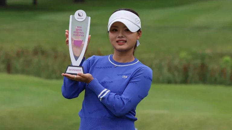 Australian golfer dies at 18 after brain hemorrhage.