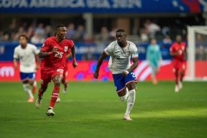 Folarin Balogun oferecido ao Tottenham após mundial