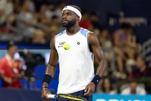 Frances Tiafoe obrigado a abandonar o Open por lesão
