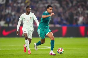 Fulham assegura Shea Charles em transferência de 26 milhões de libras