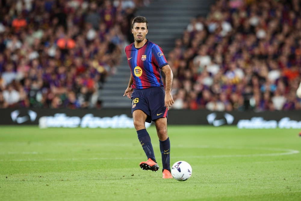 Rodri feliz com início perfeito no Barcelona após longa espera