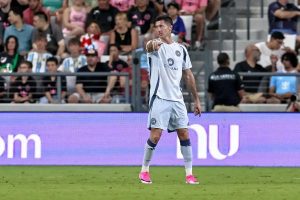 “Lewandowski scores two and secures victory for Chicago Fire in the MLS.”