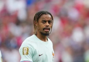 Liverpool prepara oferta de 115 milhões por Bradley Barcola