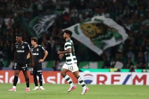 “Luís Suárez faces controversies but maintains faith in Sporting.”