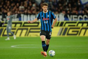 Man utd quer defender italiano de 22 anos com grande potencial