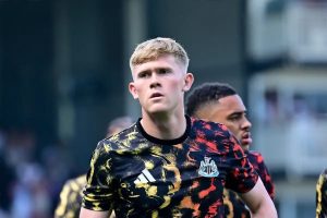 “Manchester United eyeing left-back Lewis Hall from Newcastle.”