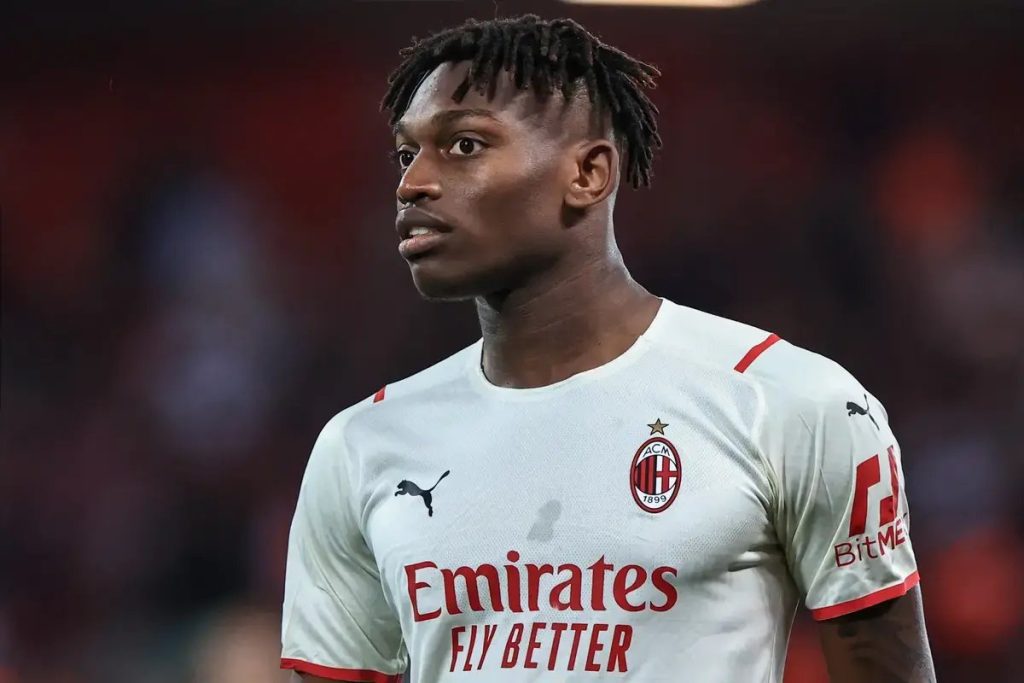 Rafael Leão escolhe Galatasaray após recusa do Aston Villa em melhorar oferta