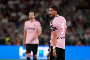 “Real Madrid considers surprising signing of Locatelli from Juventus.”