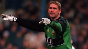 Alan Knight, lenda do Portsmouth, morre aos 65 anos