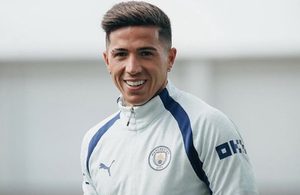 Maresca destaca a importância de Enzo Fernández no Manchester City