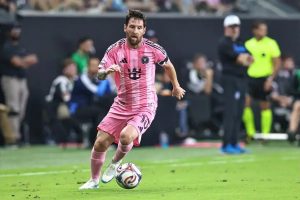 Argentina pausa jogos em homenagem a Messi após despedida internacional
