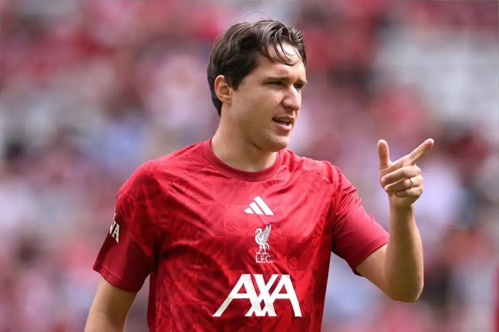 Atletico Madrid e Valência interessados em Federico Chiesa do Liverpool