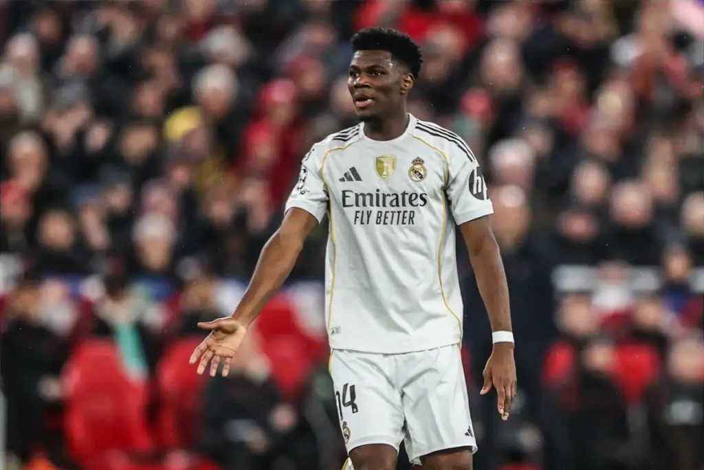 Aurélien Tchouameni pode estar disponível em janeiro e interessa ao Manchester United