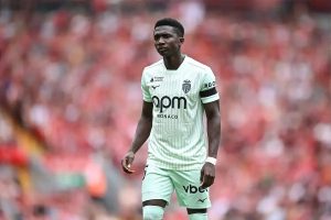 Chelsea falha contratação de Lamine Camara mesmo com acordo firmado