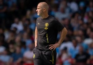 Enzo Maresca destaca o perigo dos cruzamentos longos do Manchester United