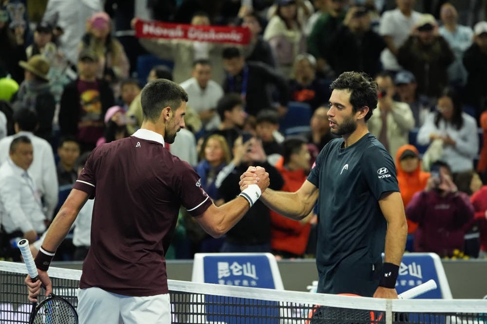 Novak Djokovic vence com dificuldades Nuno Borges na estreia no china open