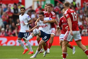 Tottenham sem golos nos três primeiros jogos da liga após meio século