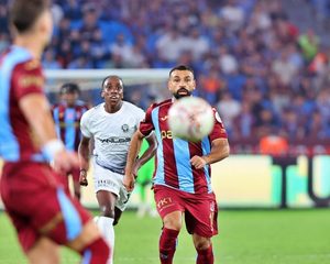 Salah brilha na goleada do Trabzonspor sobre o Gençlerbirligi