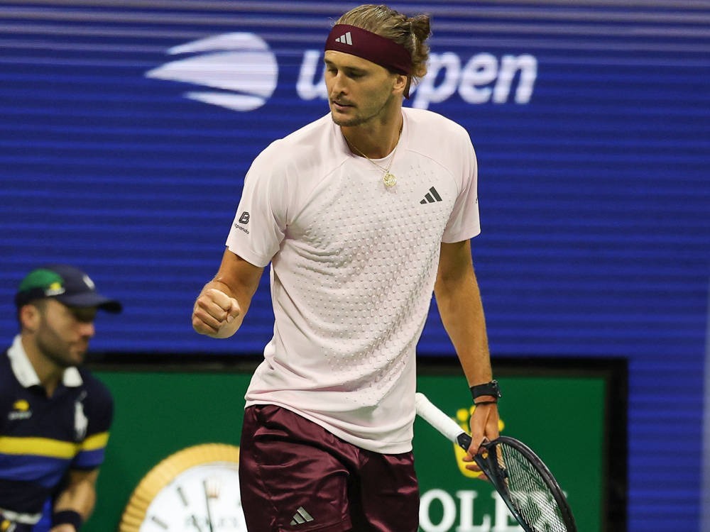 Zverev garante quarto de final no US Open com vitória sólida