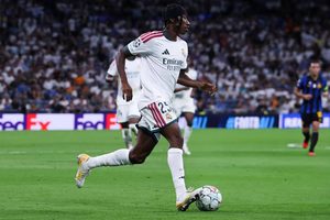 Yan Diomande faz primeira titularidade no Real Madrid contra Rayo Vallecano