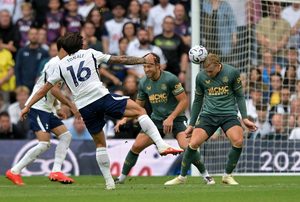 Spurs continuam sem marcar e somam empate frente ao Everton