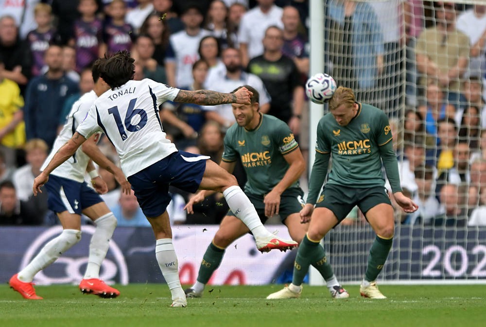 Spurs continuam sem marcar e somam empate frente ao Everton