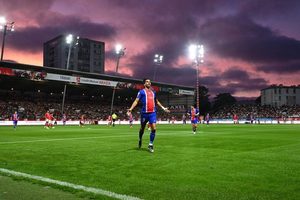 PSG ganha em liga francesa com golo decisivo de Ferran Torres