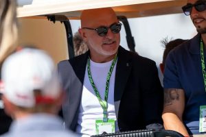 Luis de la Fuente renova até 2030 como selecionador espanhol
