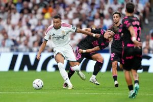 Mbappé marca hat-trick e Real Madrid vence Real Sociedad na liga espanhola