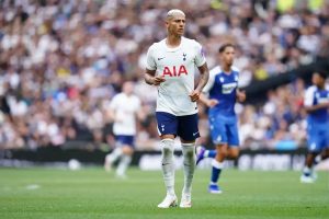 Richarlison quer transferência após oferta triplicar salário no tottenham
