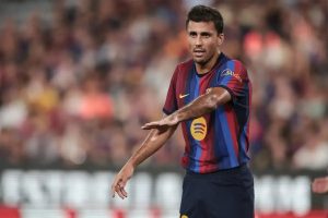 Rodri perto da equipa principal do Barcelona após recuperação