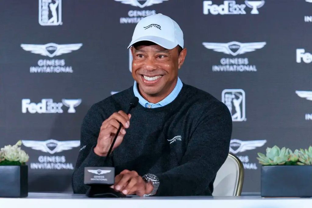 Tiger Woods pode voltar ao golfe após acordo judicial