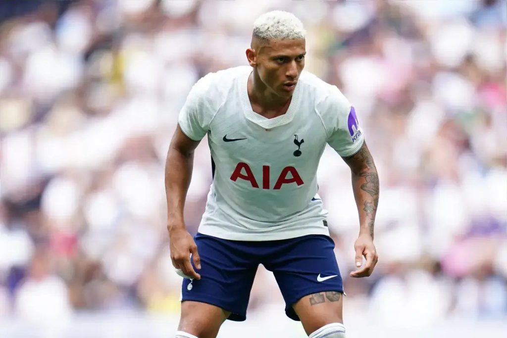 Trabzonspor pressiona tottenham para fechar contratação de Richarlison