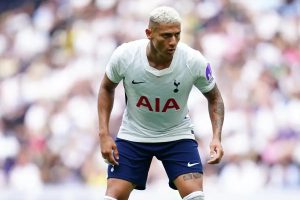 Trabzonspor pressiona tottenham para fechar contratação de Richarlison