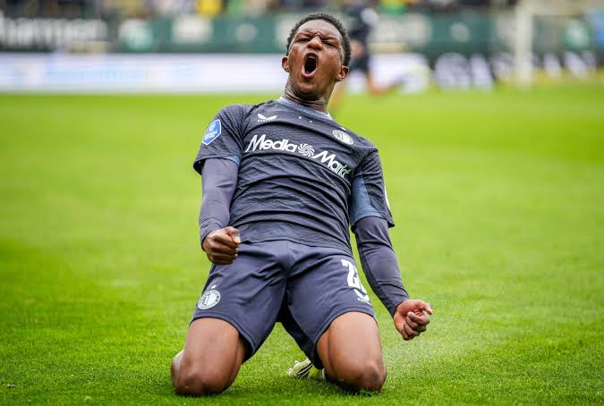 Nottingham Forest’s €20m bid for Givairo Read puts Manchester United on alert