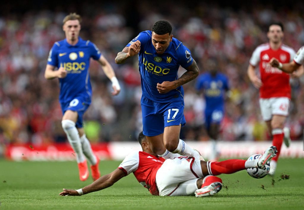 Arsenal stuns Chelsea with breathless opening attack to secure 2-1 win at Emirates