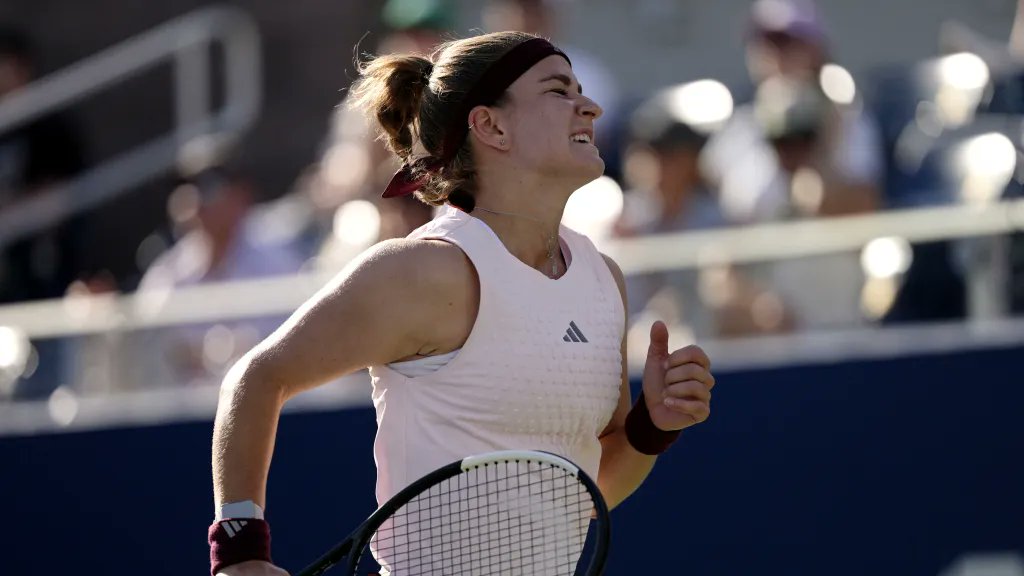 Karolina Muchova crashes out as Linda Noskova fights on at US Open day five