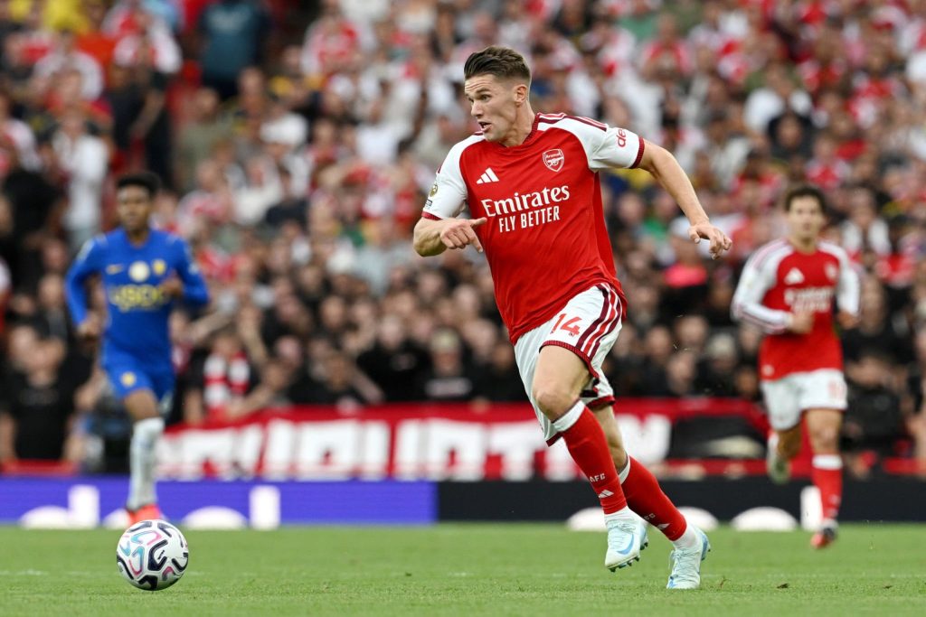 Jamie Carragher warns viktor gyokeres faces bench battle after kai havertz shines for arsenal